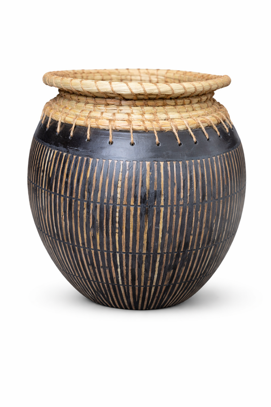 Jaylani Handcrafted Terracotta Vase with Woven Details – Artisanal Decorative Accent