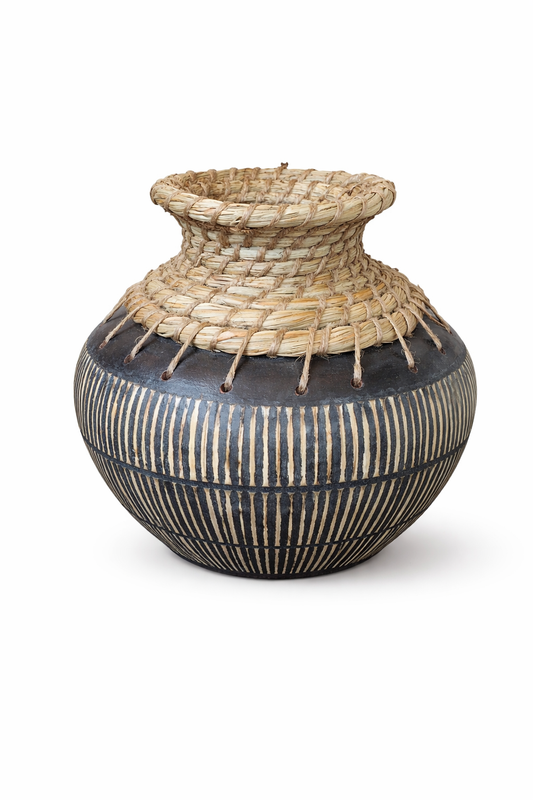 Luana Handcrafted Terracotta Vase with Woven Details – Artisanal Decorative Accent