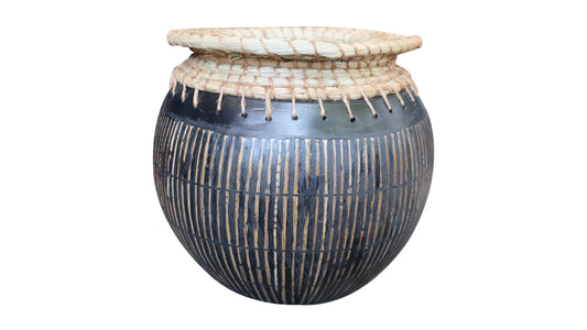 Jaylani Handcrafted Terracotta Vase with Woven Details – Artisanal Decorative Accent
